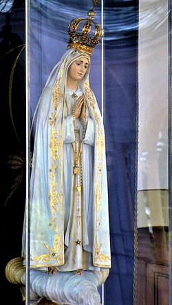 Fatima (3 – cropped)